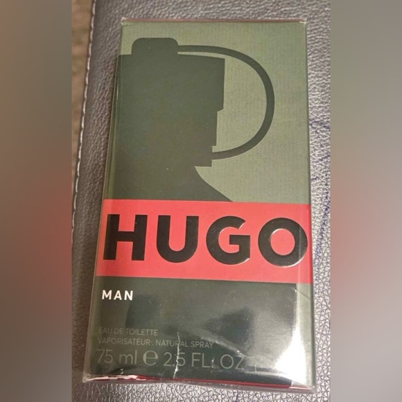 HUGO Other - HUGO Men Fragrance Box in Olive Green and Red